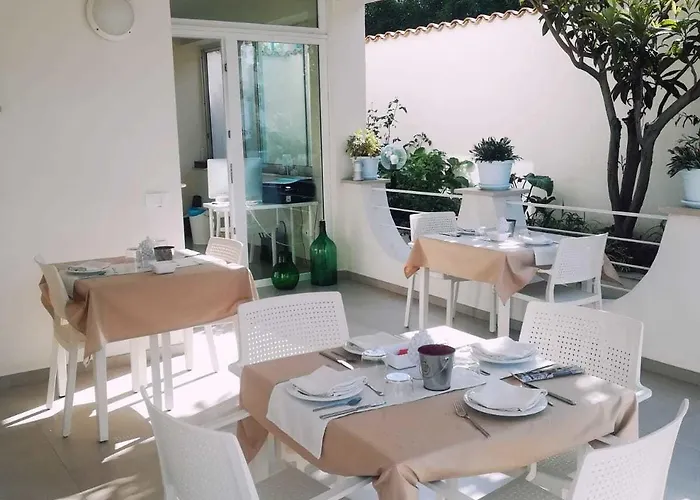 فندق مبيت وإفطار Sece - Luxury 3*