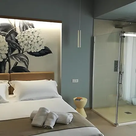 Sece - Luxury Bed & Breakfast 3*