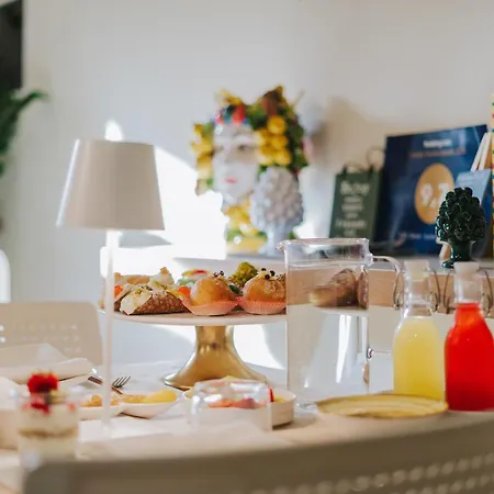 Sece - Luxury Couette-café