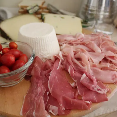 Sece - Luxury Bed & Breakfast 3*